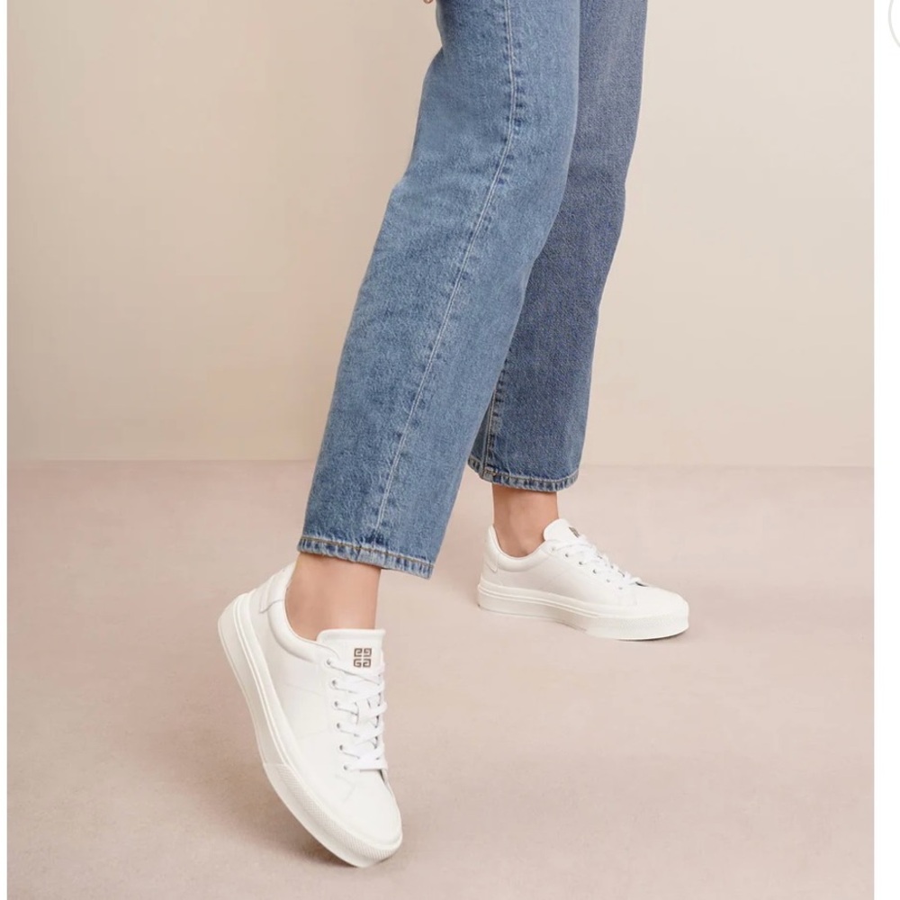Givenchy White Low-Top Sneakers